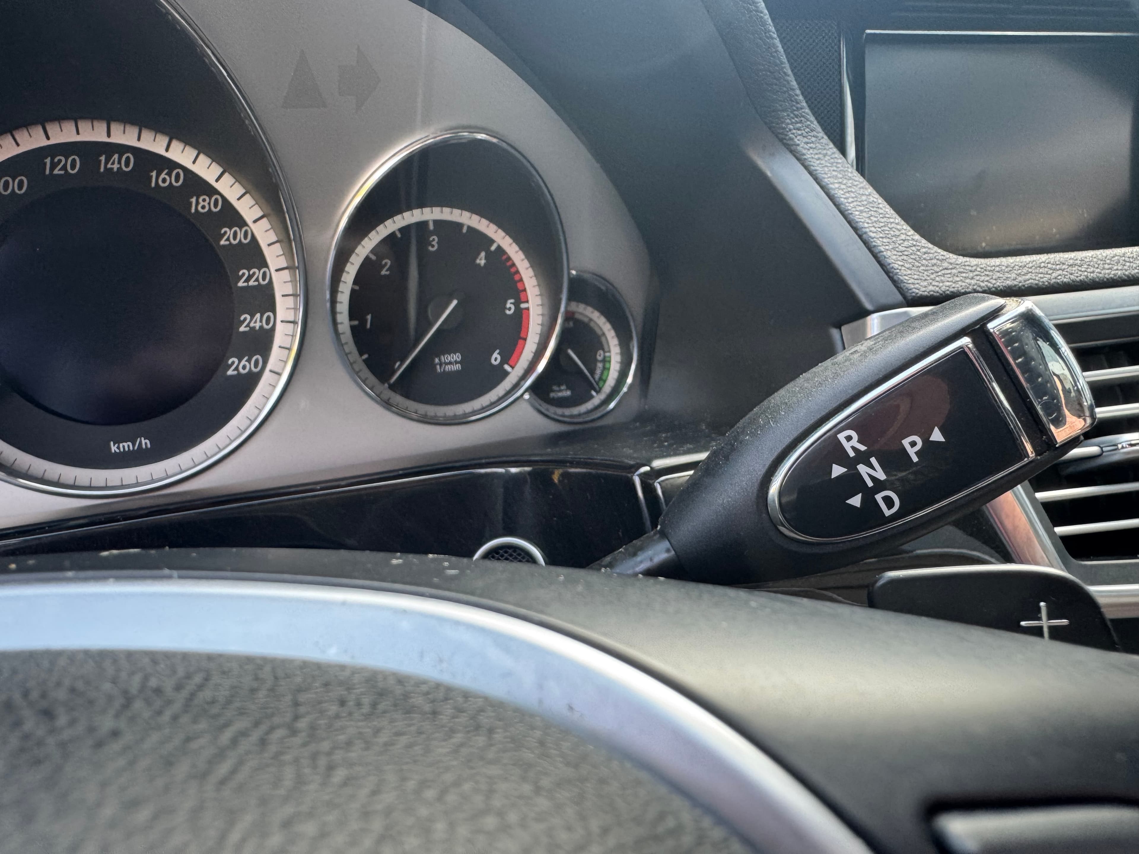 2013 Mercedes-Benz E 300 BlueTEC Hybrid Avantgarde - Thumbnail 25