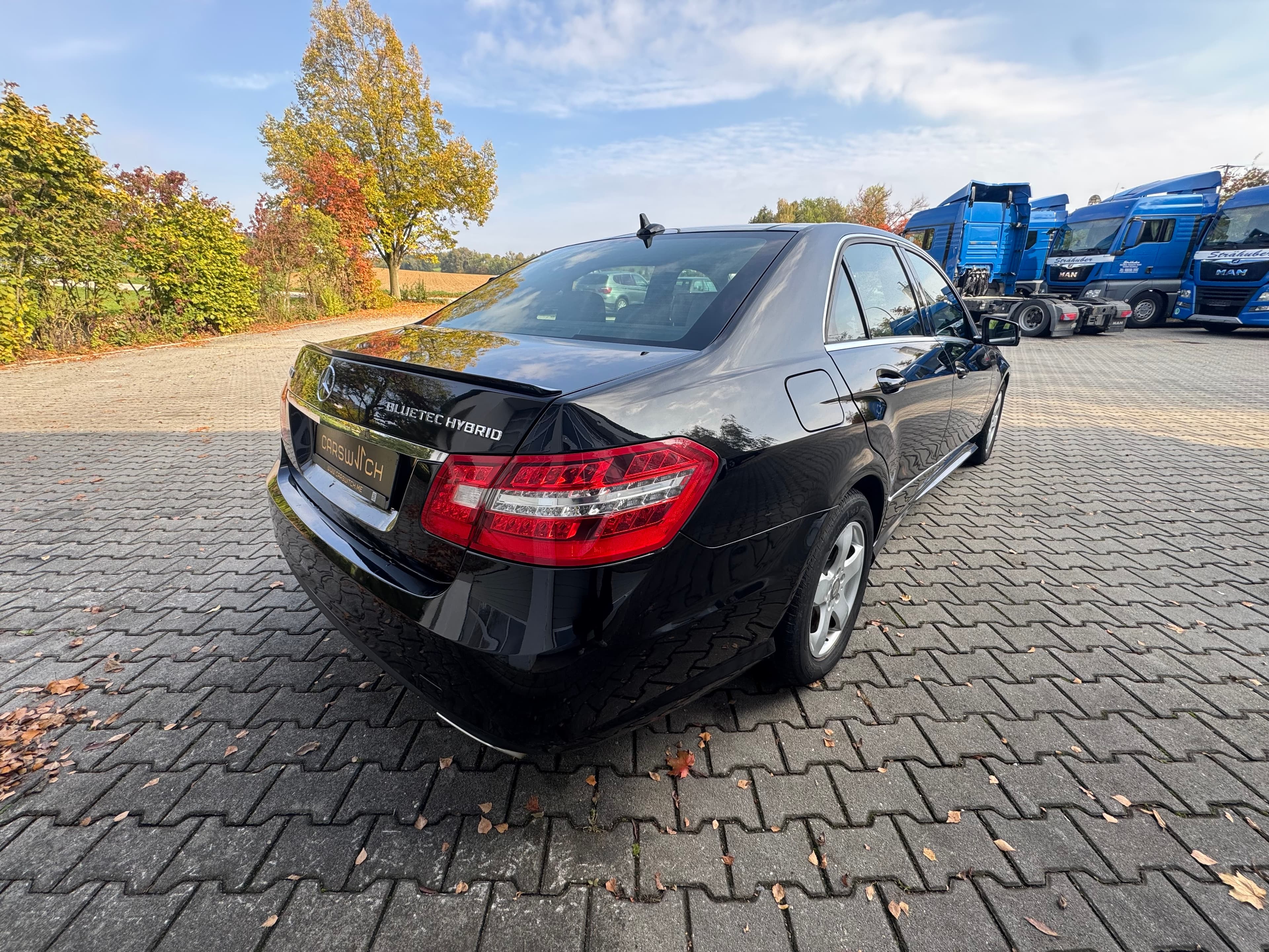 2013 Mercedes-Benz E 300 BlueTEC Hybrid Avantgarde - Thumbnail 6